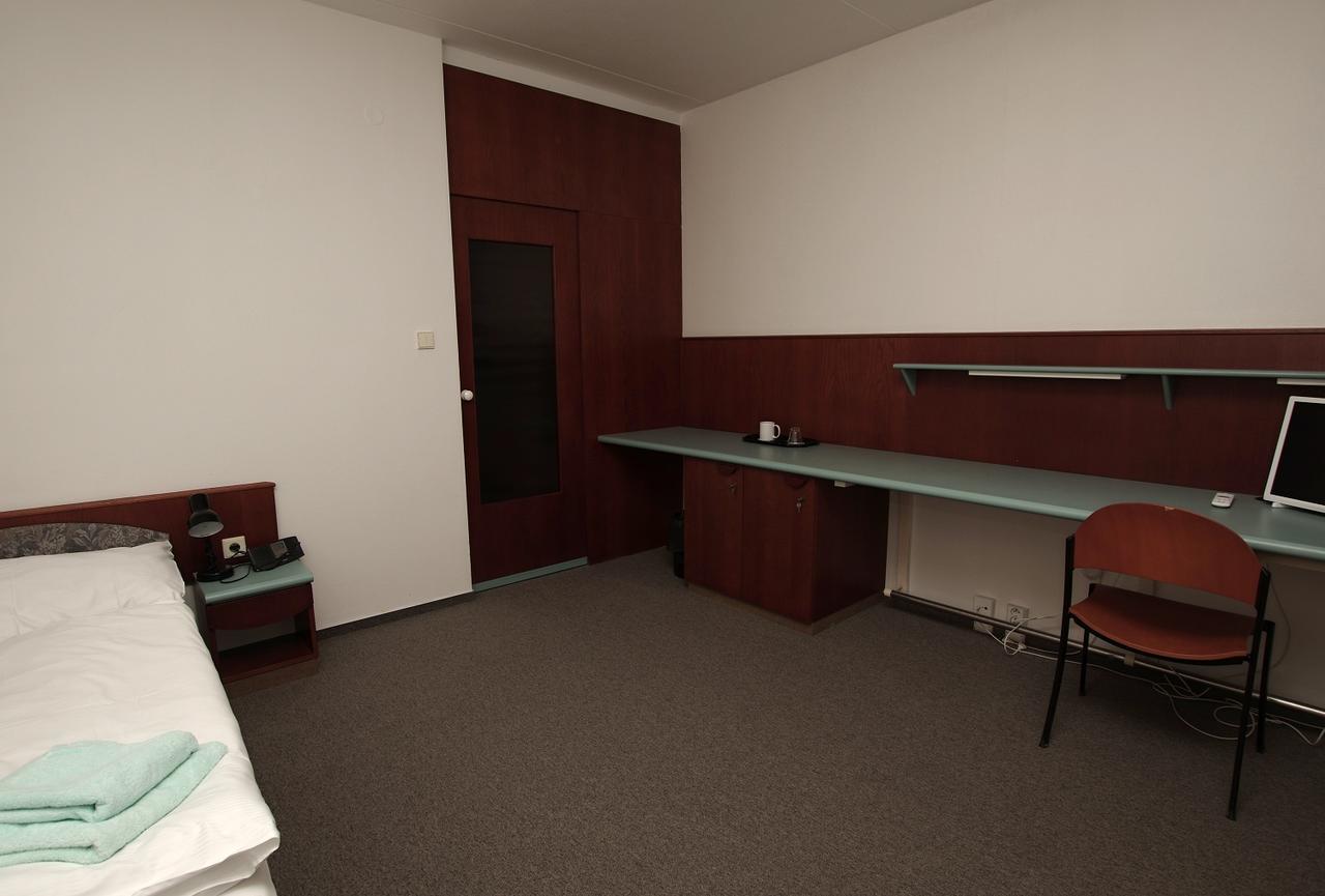 Kolej Akademie Otel Brno Dış mekan fotoğraf