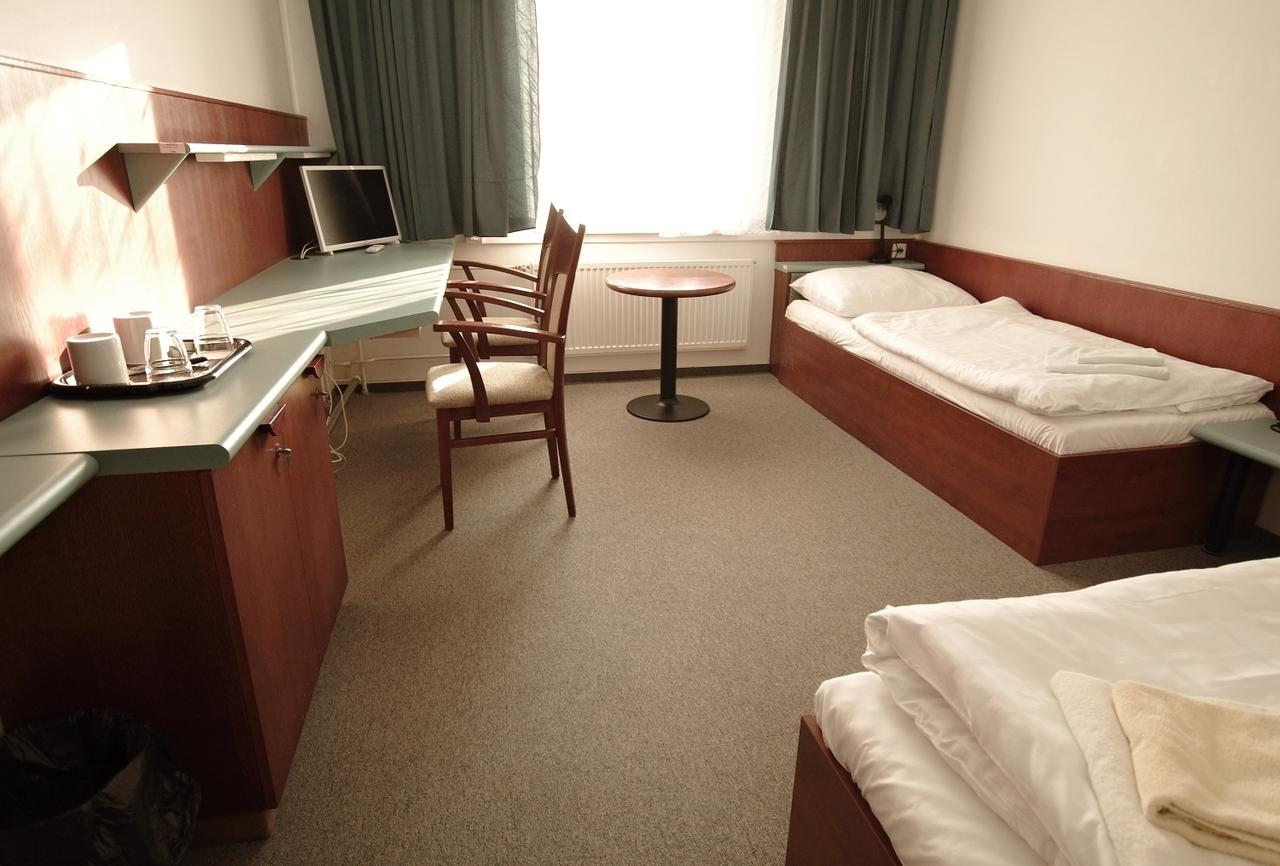 Kolej Akademie Otel Brno Dış mekan fotoğraf